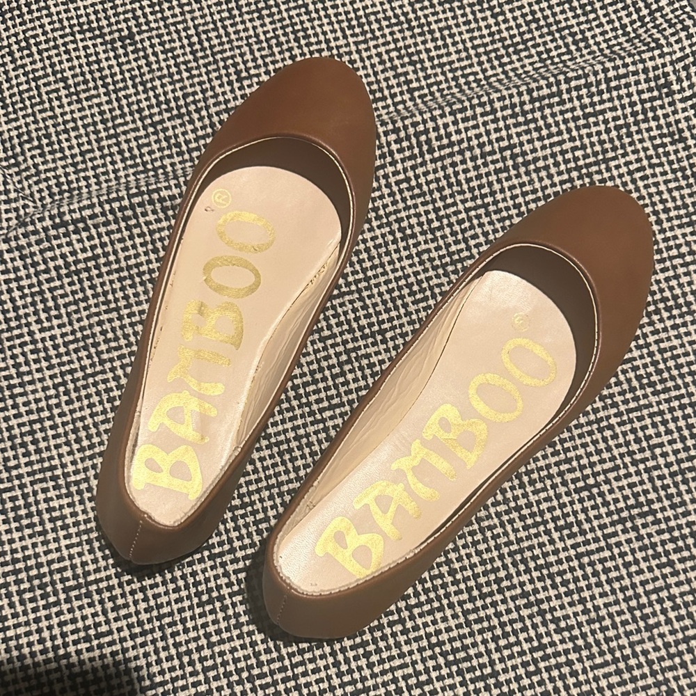 BAMBOO Women's Classic Brown Loafers